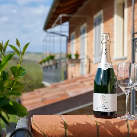 컨트리하우스 Cascina Sciulun *