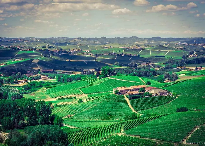 Venkovský dům Cascina Sciulun Monforte dʼAlba